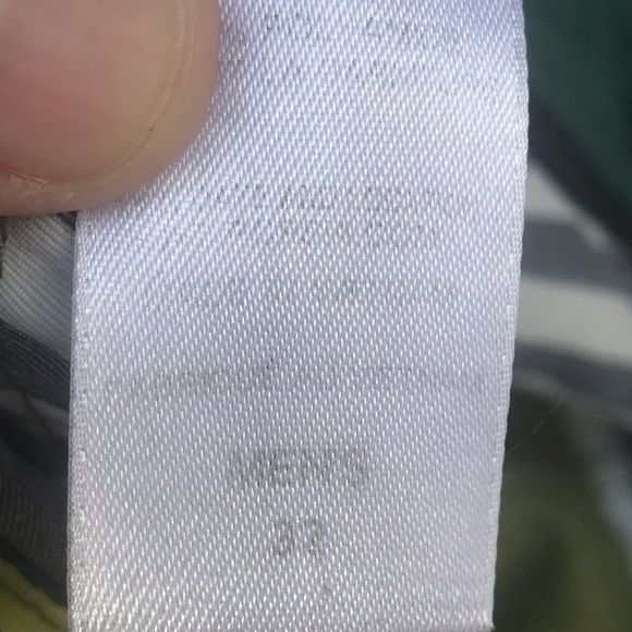 Mens Patagonia board shorts with Zipper pocket. - Picture 8 of 8